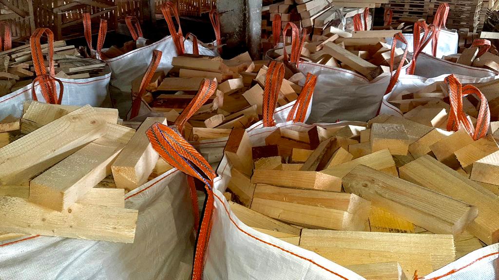 Ve Wood koku atgriezumi.