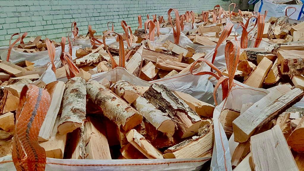 Ve Wood kamīnmalka.